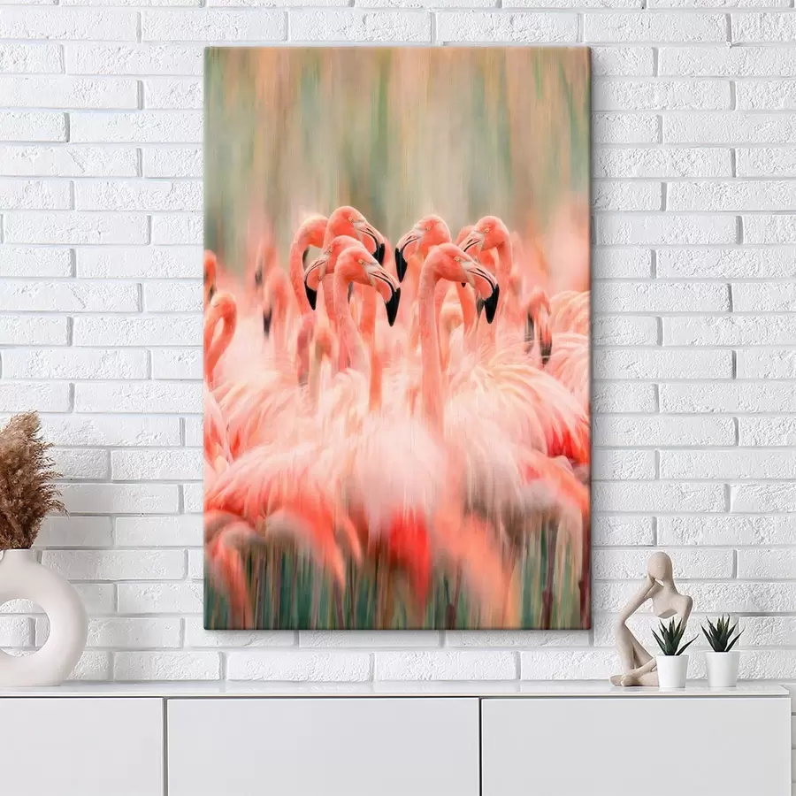 Wandbilder Ein Schwarm rosa Flamingos mit einem künstlerischen Unschärfeeffekt in Pastelltönen s50008