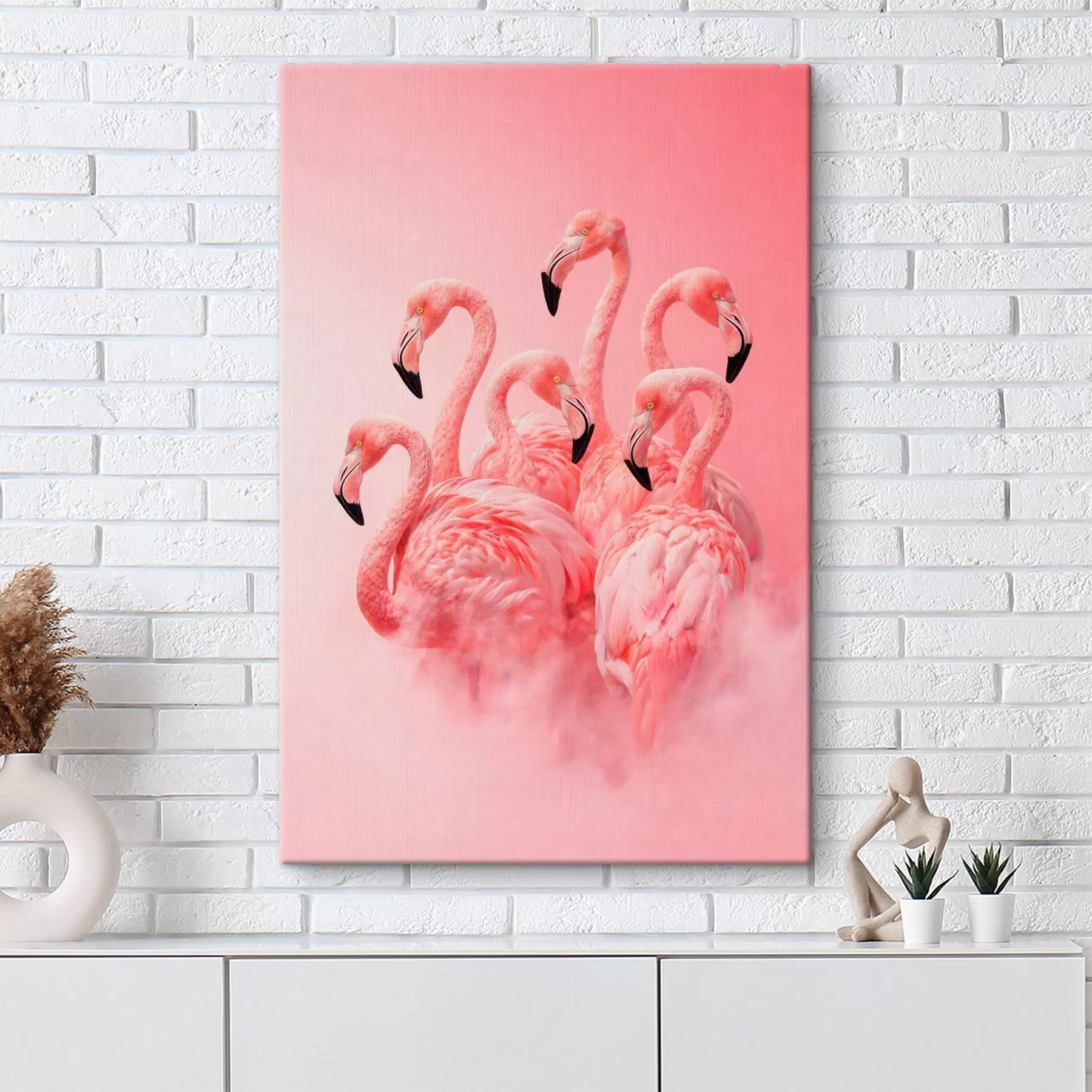 Wandbilder Rosa Flamingos in leichtem Nebel: eine dekorative Szene in zarten Farbtönen s50010