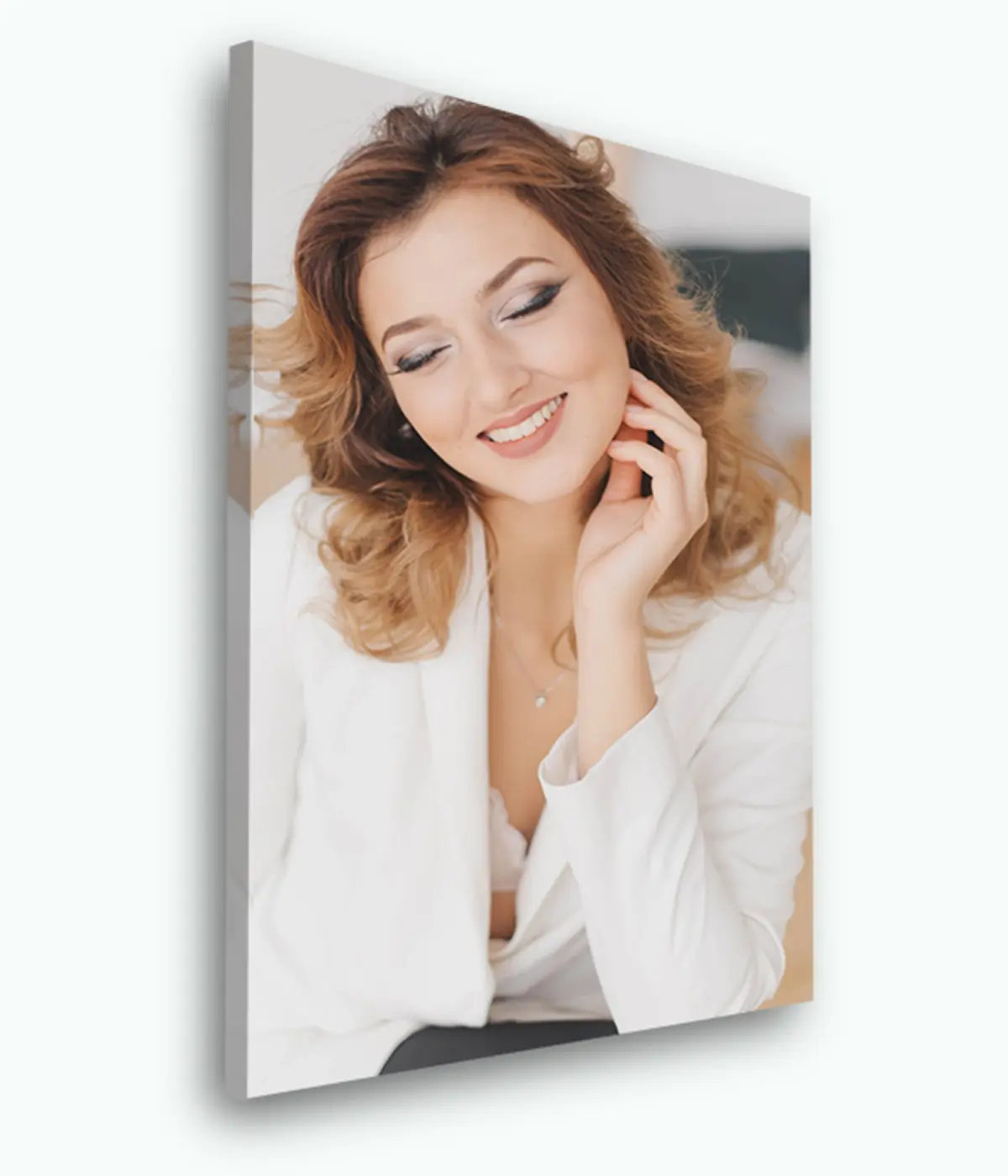 Wandbilder Lächeln, Hals und Ärmel s33106