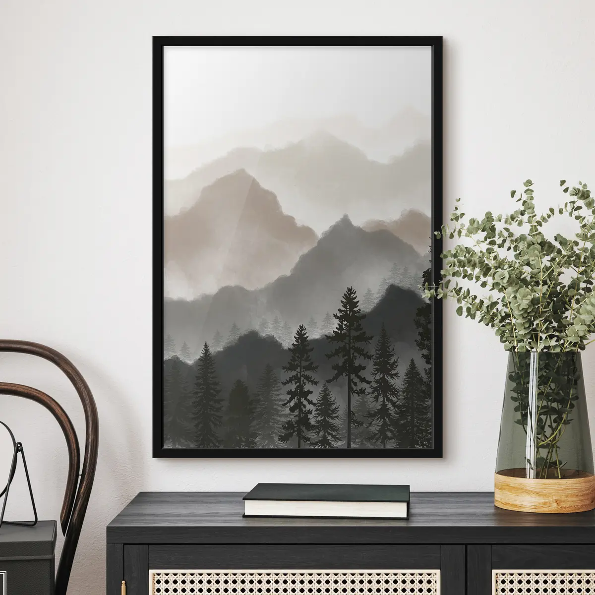 Poster Ruhige Berglandschaft mit hoch aufragenden Bäumen f36607v1